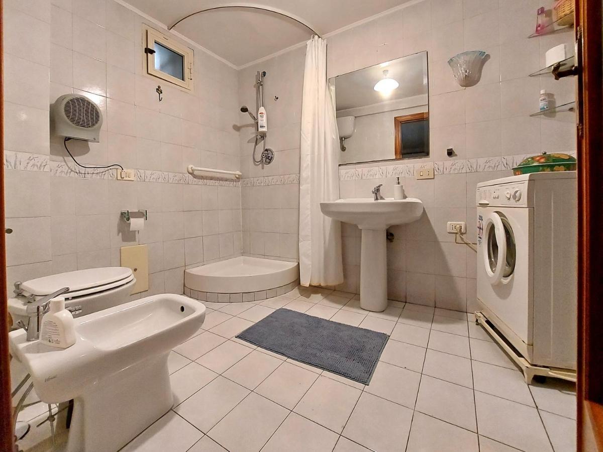 شقة Casa Mariu' نابولي المظهر الخارجي الصورة